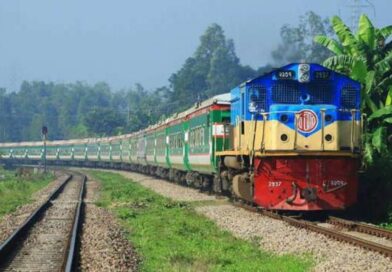 ঈদে ঘরমুখো যাত্রায় বাড়ছে ট্রেন, ৩ মার্চ থেকে অগ্রিম টিকিট ঈদে ঘরমুখো যাত্রায় বাড়ছে ট্রেন, ৩ মার্চ থেকে অগ্রিম টিকিট